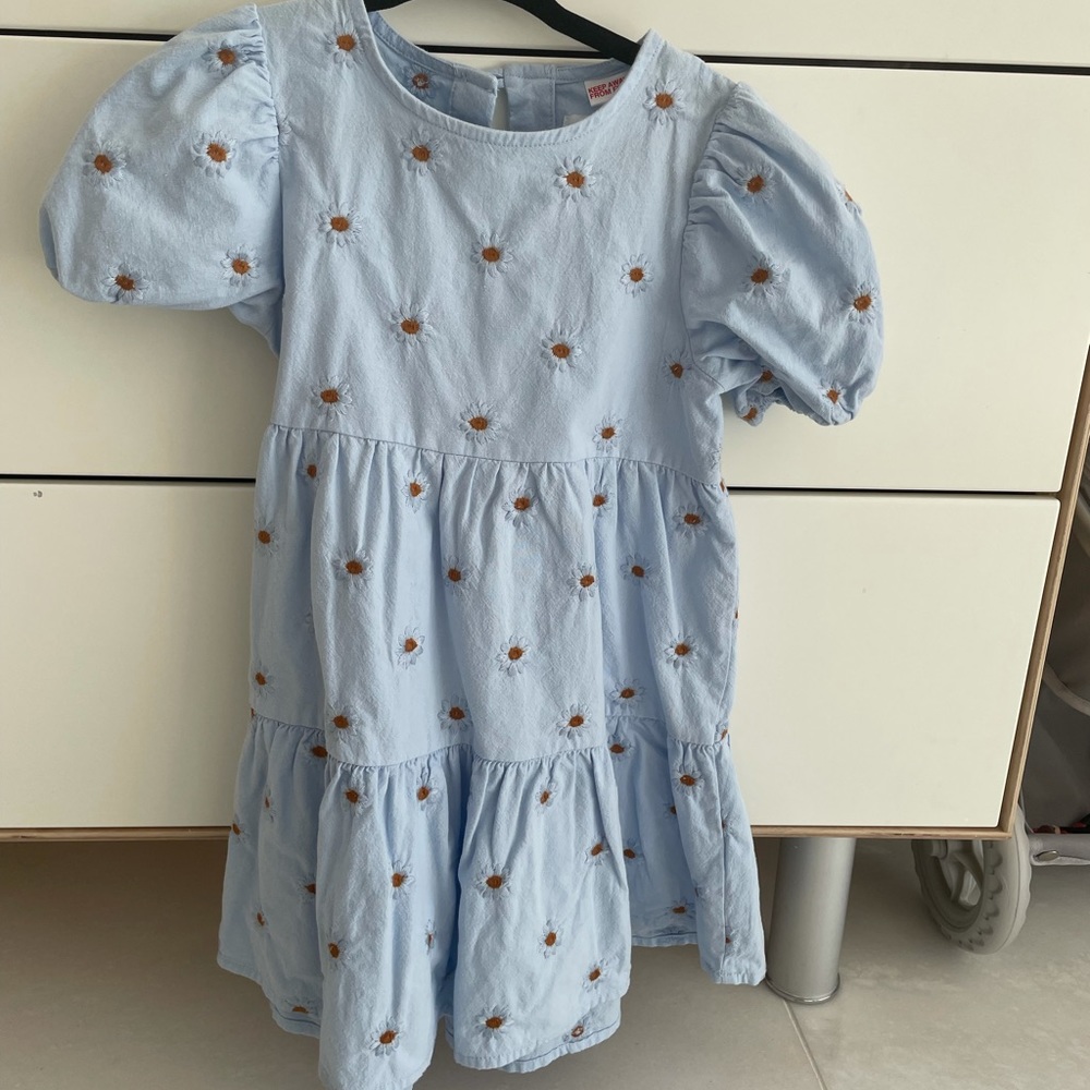 Zara dress 3/4 baby blue with sunflowers